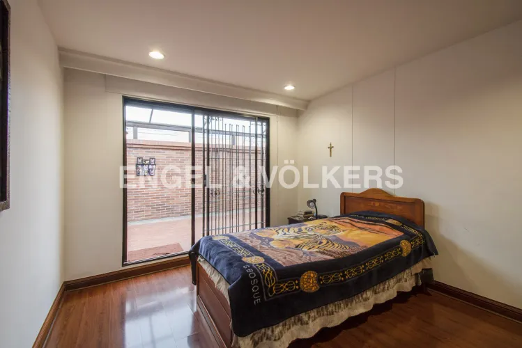 Apartamento de 3 alcobas en venta en Chicó Reservado, Bogotá, 185 m² · foto 14 de 15