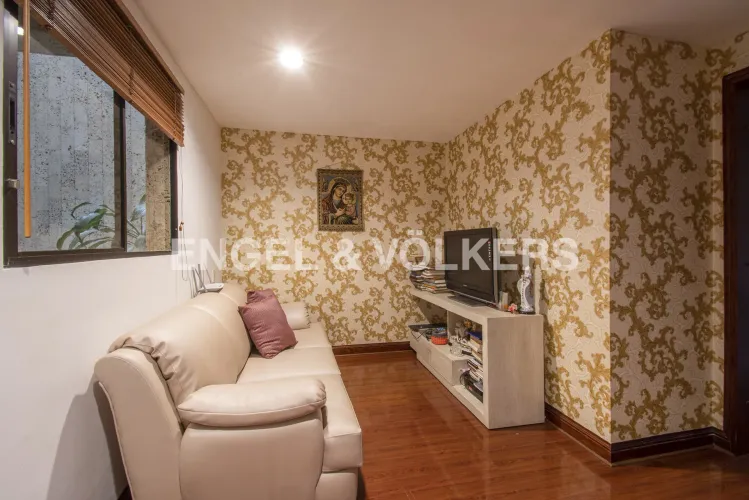 Apartamento de 3 alcobas en venta en Chicó Reservado, Bogotá, 185 m² · foto 7 de 15