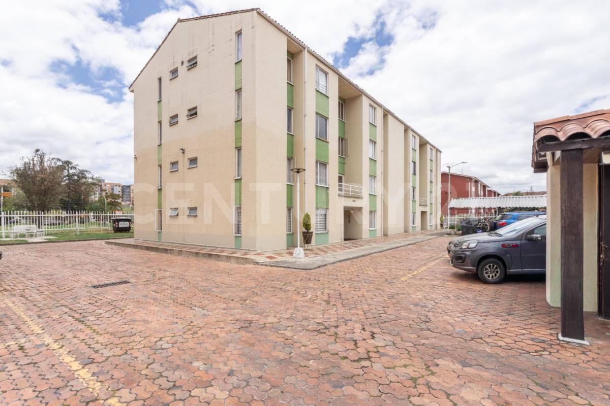 Apartamento en venta en Santa Helena, Bogotá · foto 4 de 24