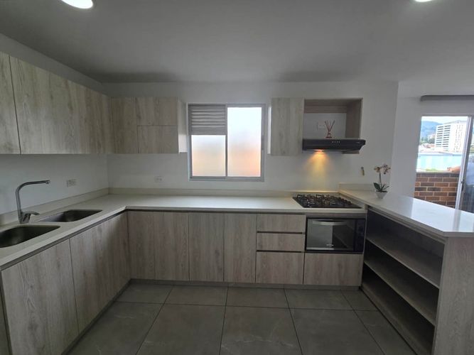 Apartamento de 2 alcobas en venta en Belén, Medellín, 112 m² · foto 11 de 15