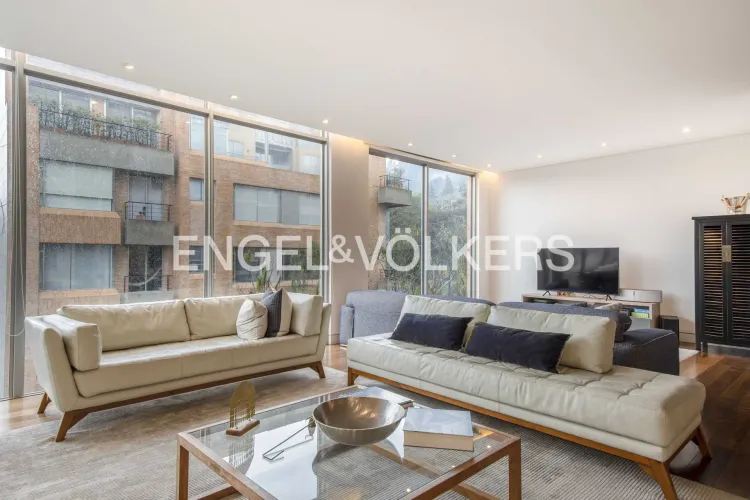 Apartamento en venta en Chicó Reservado, Bogotá · foto 2 de 24