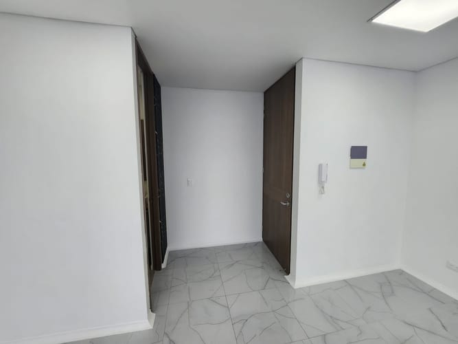 Oficina en arriendo en Laura Vicuña, Chía, 27 m² · foto 6 de 12