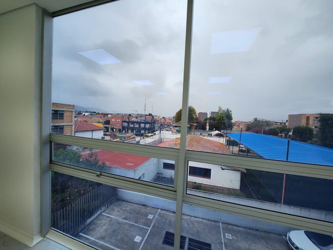 Oficina en arriendo en Laura Vicuña, Chía, 27 m² · foto 4 de 12