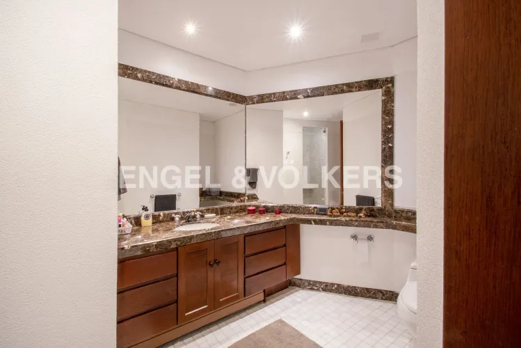 Apartamento de 3 alcobas en venta en Chicó Alto, Bogotá, 344 m² · foto 18 de 19
