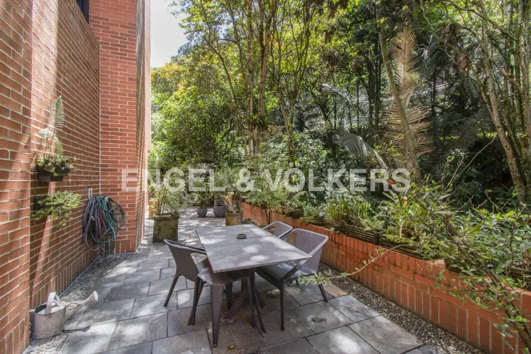 Apartamento de 3 alcobas en venta en Chicó Alto, Bogotá, 344 m² · foto 10 de 19