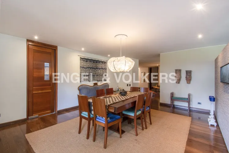 Apartamento de 3 alcobas en venta en Chicó Alto, Bogotá, 344 m² · foto 5 de 19