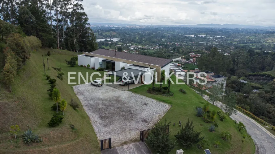 Casa de 3 alcobas en venta en Cabeceras De Llanogrande, Rionegro, 400 m² · foto 19 de 19