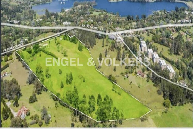 Lote en venta en El Retiro · foto 6 de 7