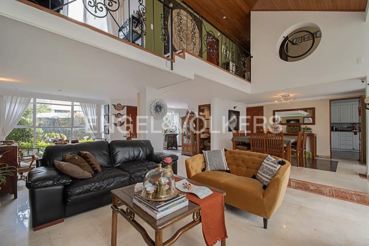 Casa de 4 alcobas en venta en Ilarco, Bogotá, 274 m² · foto 14 de 19