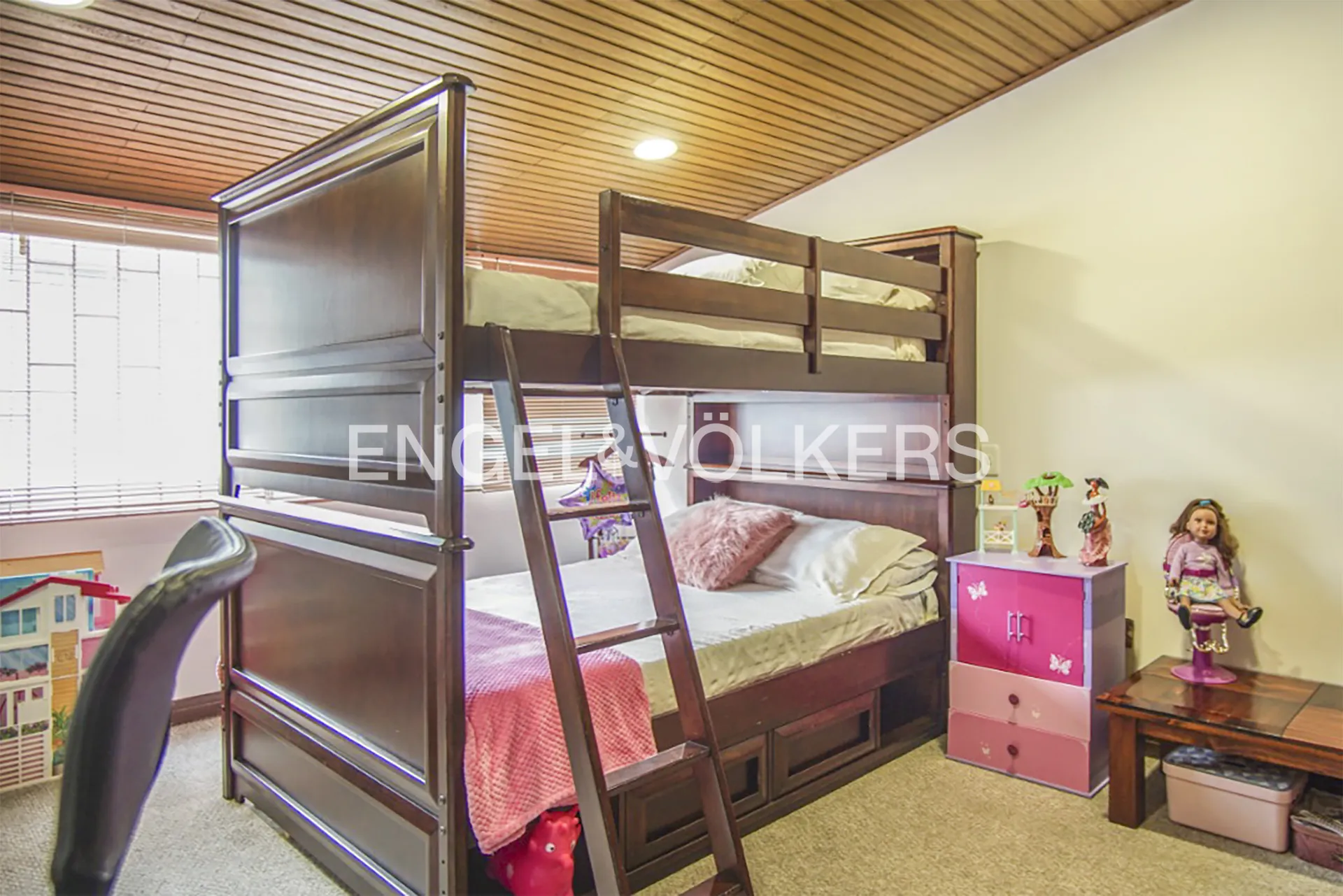 Casa en venta en Niza, Bogotá · foto 13 de 19