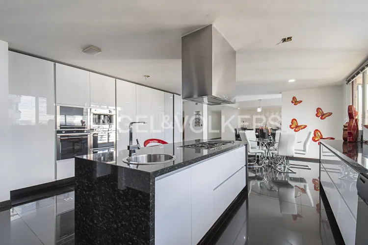 Apartamento de 4 alcobas en venta en Multicentro, Bogotá, 686 m² · foto 9 de 24