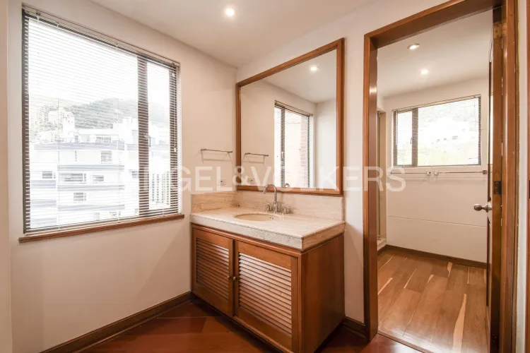 Apartamento de 4 alcobas en venta en La Cabrera, Bogotá, 480 m² · foto 17 de 20