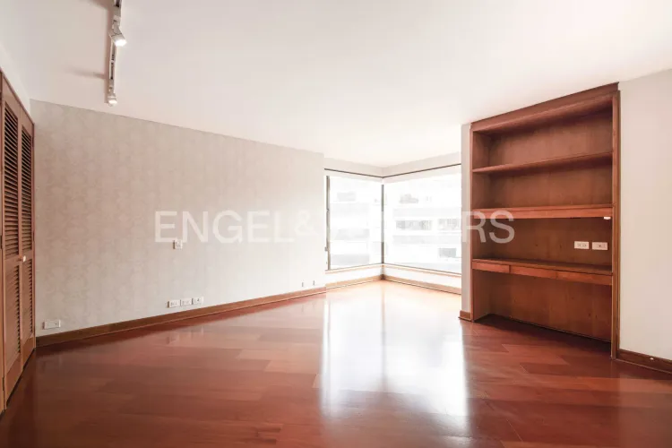 Apartamento de 4 alcobas en venta en La Cabrera, Bogotá, 480 m² · foto 15 de 20
