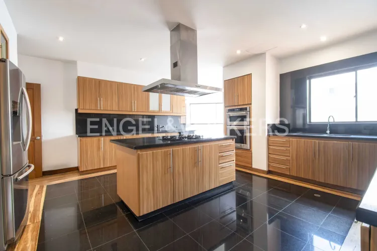 Apartamento de 4 alcobas en venta en La Cabrera, Bogotá, 480 m² · foto 7 de 20