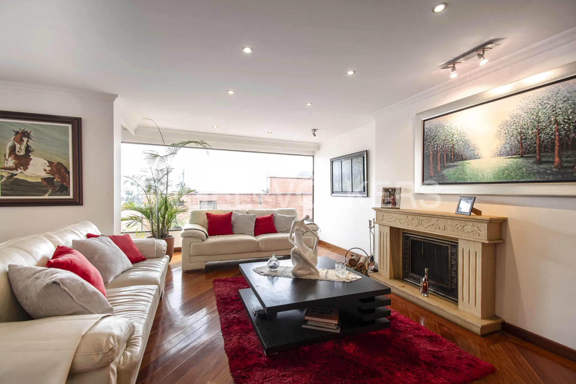Apartamento en venta en Chicó Alto, Bogotá · foto 2 de 18