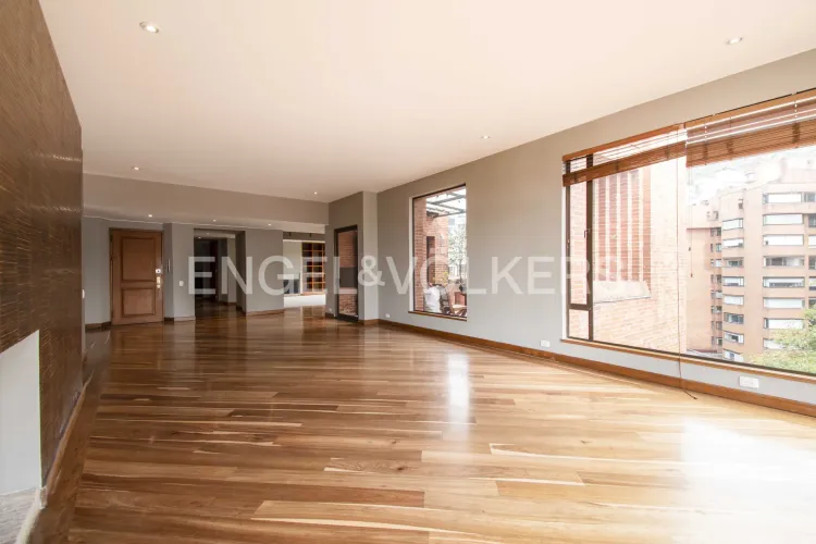 Apartamento de 4 alcobas en venta en La Cabrera, Bogotá, 480 m² · foto 3 de 20