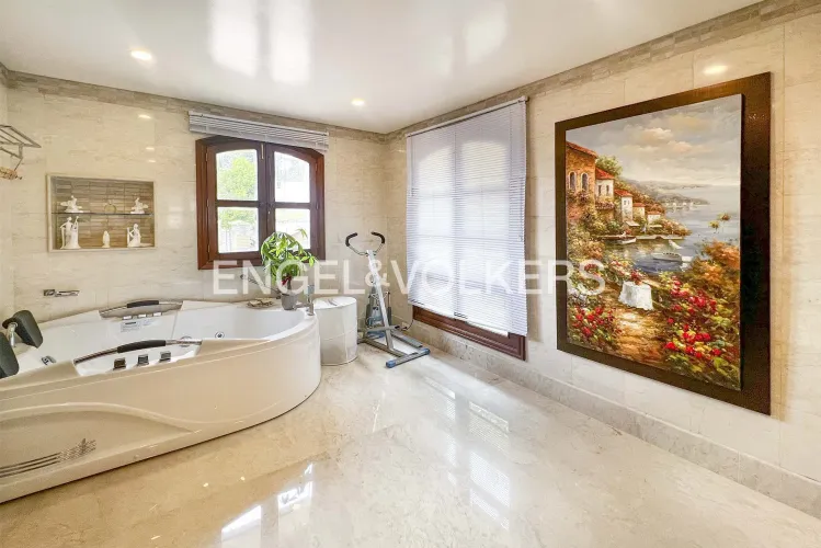 Casa de 5 alcobas en venta en Montearroyo, Bogotá, 575 m² · foto 16 de 22