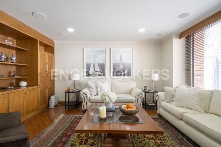 Apartamento en venta en Chicó Reservado, Bogotá · foto 4 de 13