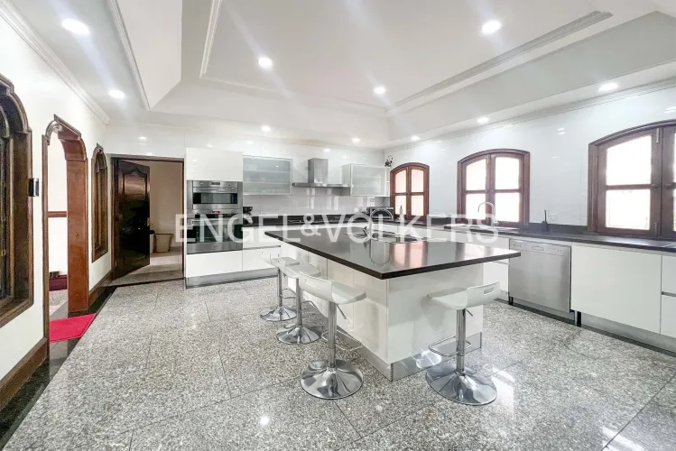 Casa de 5 alcobas en venta en Montearroyo, Bogotá, 575 m² · foto 7 de 22