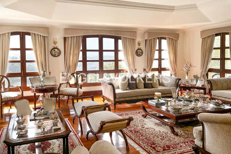 Casa de 5 alcobas en venta en Montearroyo, Bogotá, 575 m² · foto 2 de 22