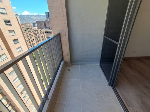Apartamento en arriendo en Ciudad Del Río, Medellín · foto 13 de 23