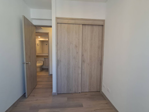 Apartamento en arriendo en Ciudad Del Río, Medellín · foto 16 de 23