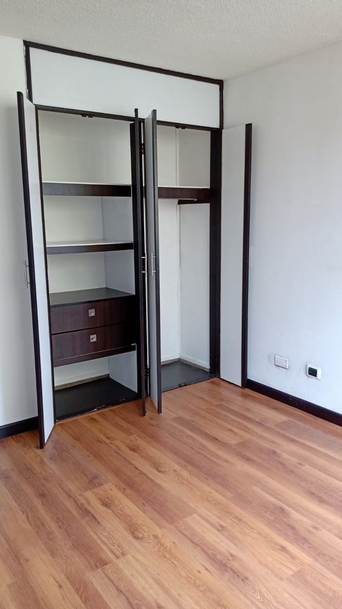 Apartamento en venta en Bolivia Oriental, Bogotá · foto 3 de 7