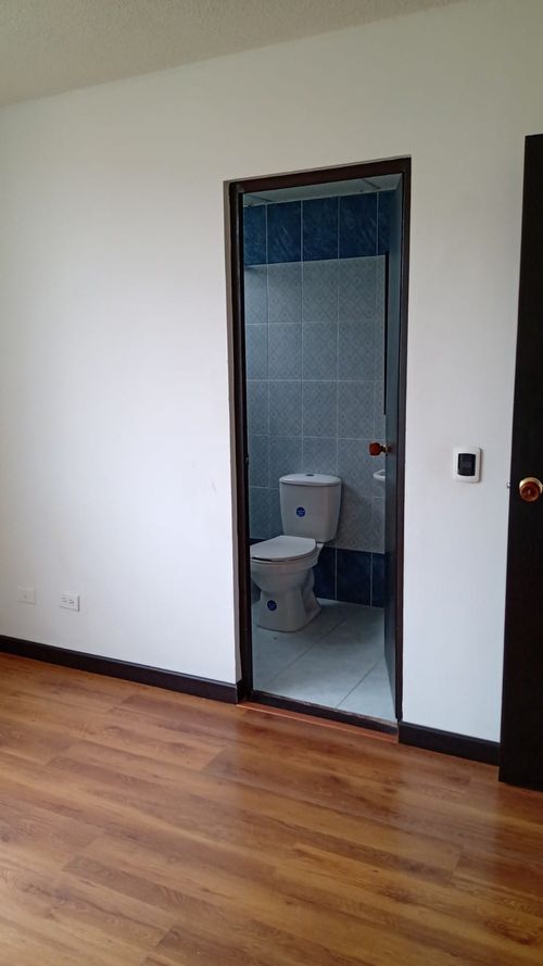 Apartamento en venta en Bolivia Oriental, Bogotá · foto 5 de 7