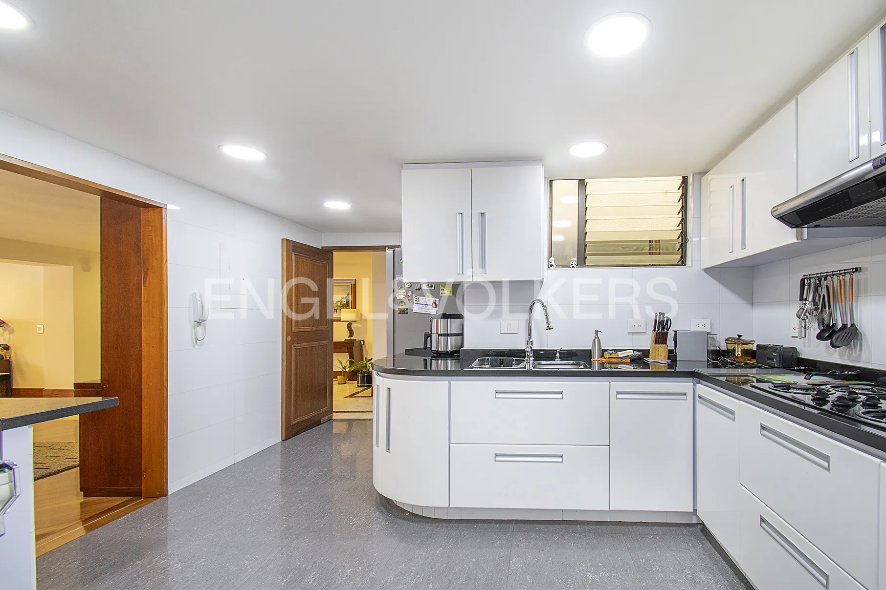 Apartamento en venta en Chicó Navarra, Bogotá · foto 9 de 19