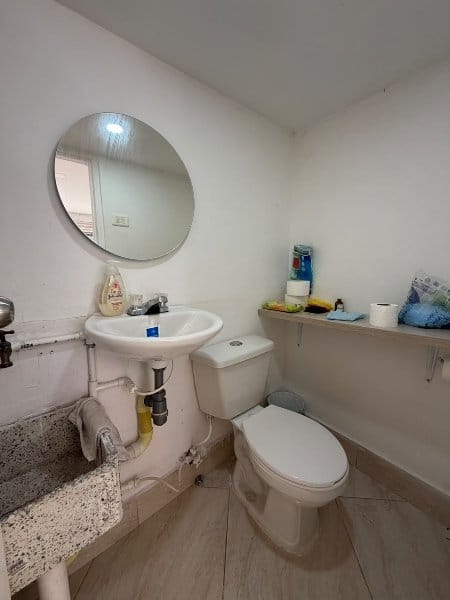Local en arriendo en Bolivariana, Medellín, 30 m² · foto 4 de 9