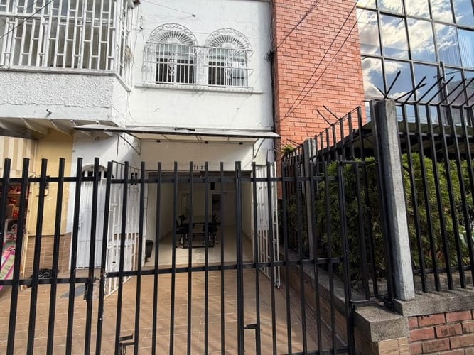 Local en arriendo en Bolivariana, Medellín, 30 m² · foto 8 de 9