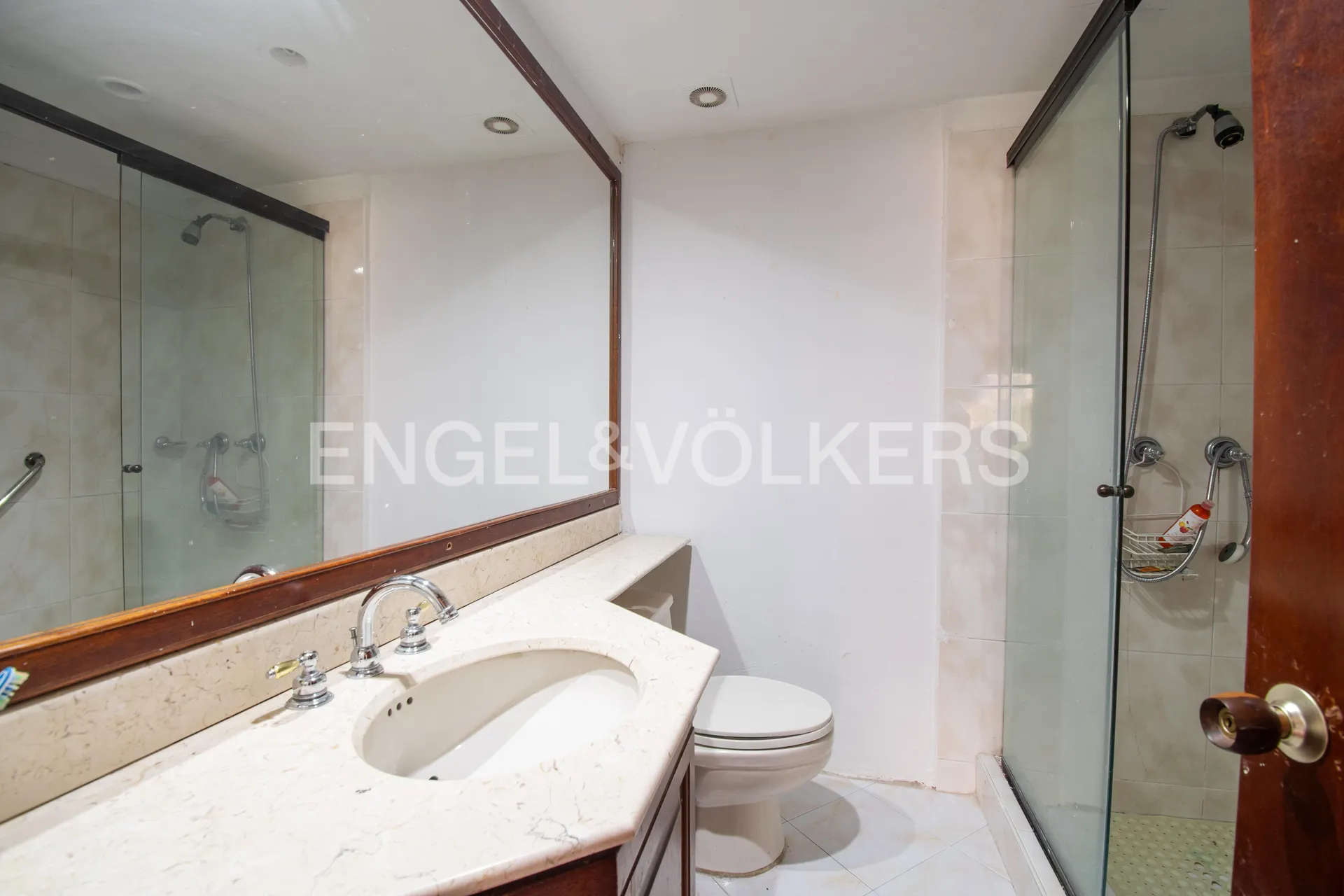 Apartamento en venta en Los Rosales, Bogotá · foto 18 de 20
