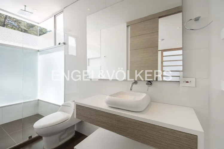Casa de 5 alcobas en venta en Sajonia, Rionegro, 480 m² · foto 13 de 18