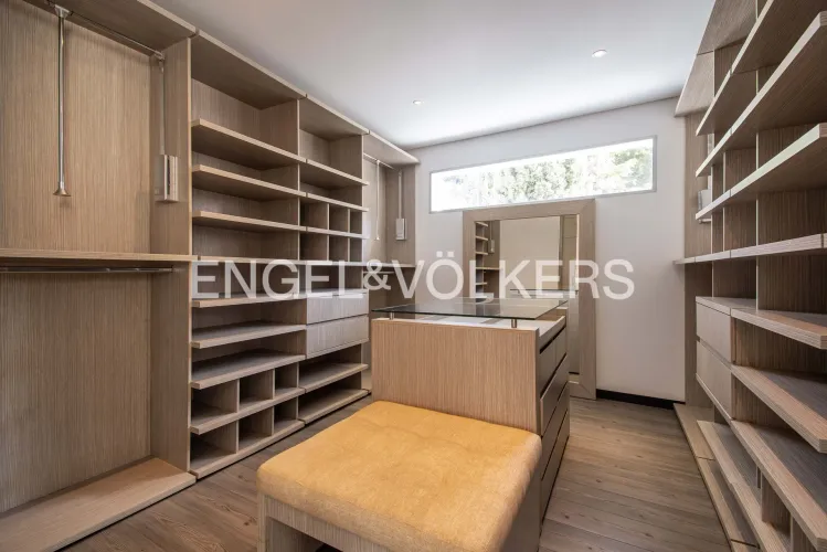Casa de 5 alcobas en venta en Sajonia, Rionegro, 480 m² · foto 10 de 18