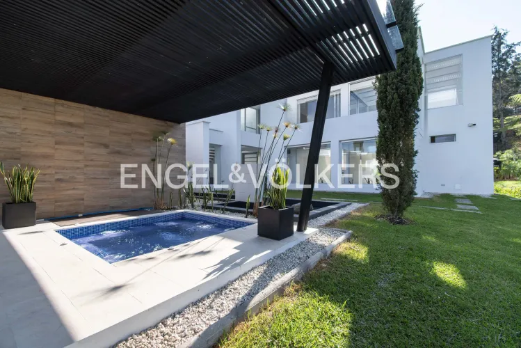 Casa de 5 alcobas en venta en Sajonia, Rionegro, 480 m² · foto 5 de 18