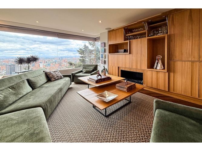 Apartamento de 3 alcobas en venta en El Retiro, Bogotá, 325 m² · foto 10 de 24