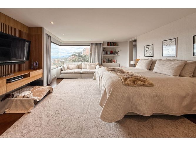 Apartamento de 3 alcobas en venta en El Retiro, Bogotá, 325 m² · foto 16 de 24