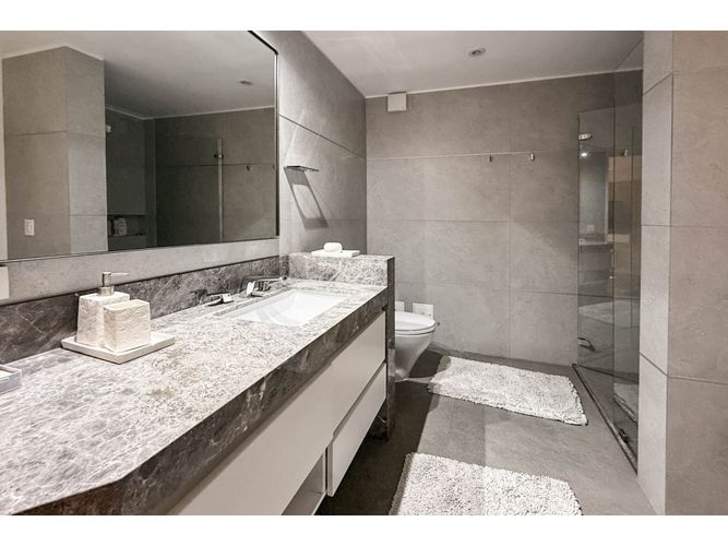 Apartamento de 3 alcobas en venta en El Retiro, Bogotá, 325 m² · foto 19 de 24
