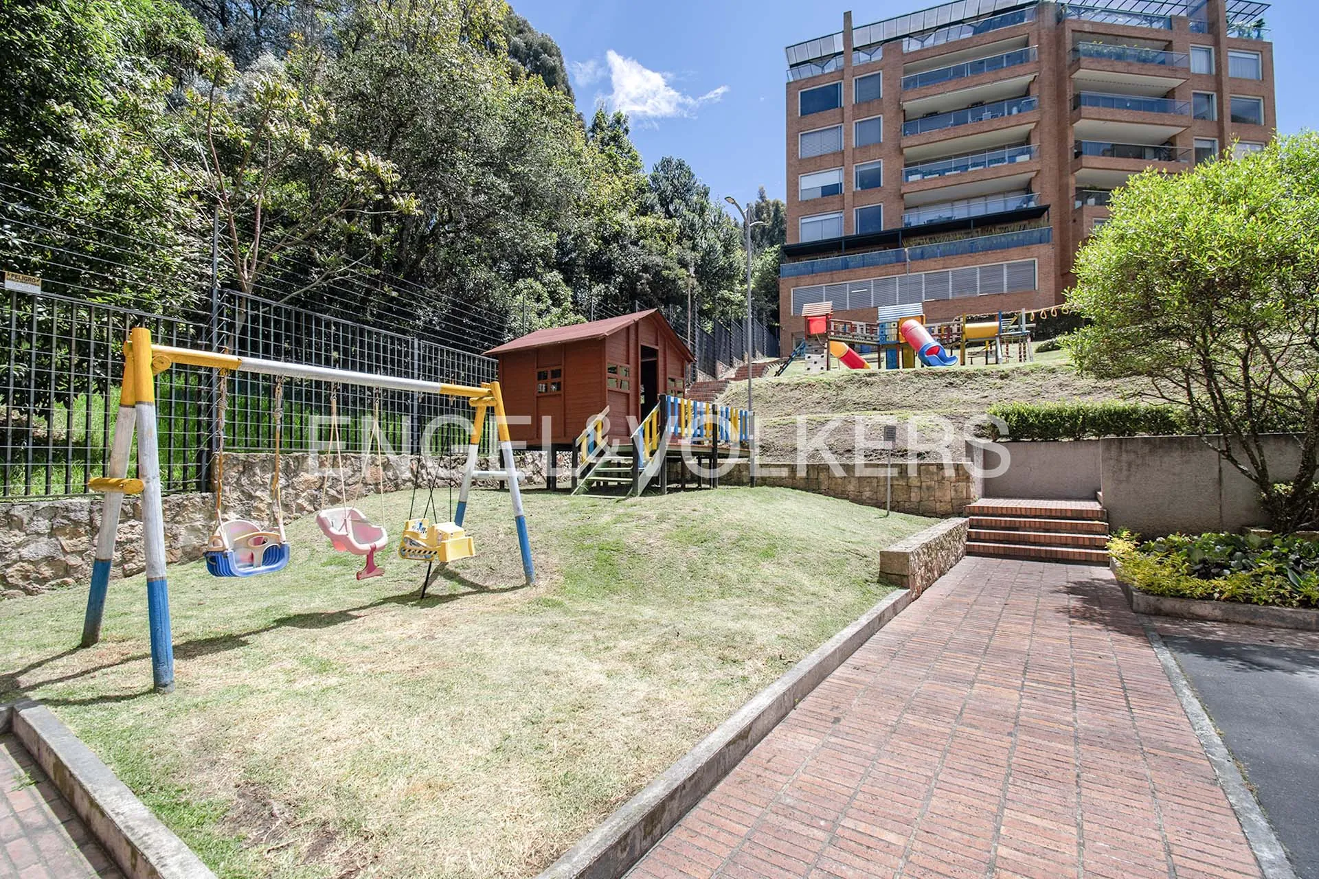 Apartamento en venta en Cerros De Suba, Bogotá · foto 19 de 23