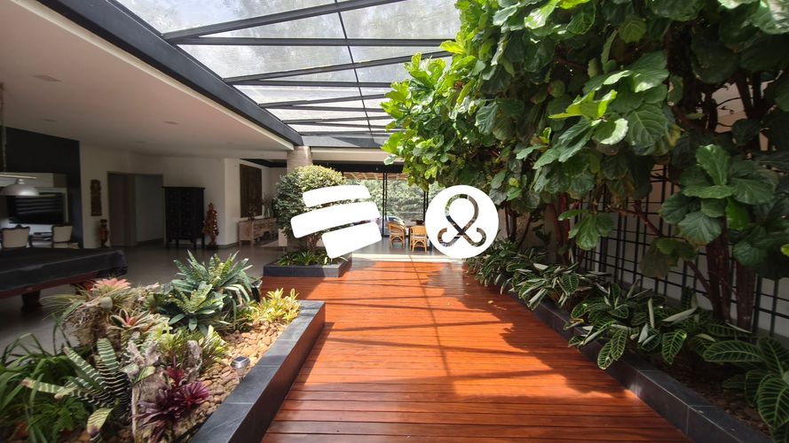 Casa de 4 alcobas en venta en Llano Grande, Rionegro · foto 2 de 10