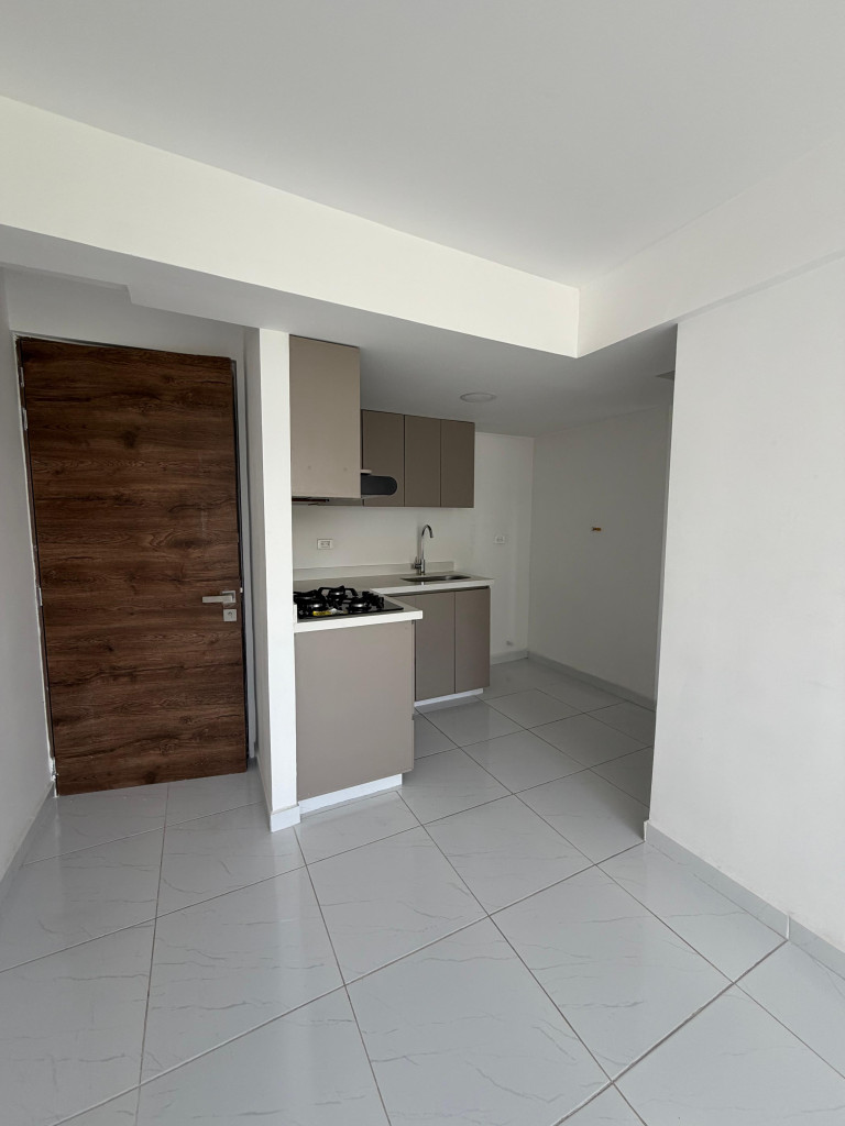 Apartamento en venta en Monteazul, Sabaneta · foto 2 de 13