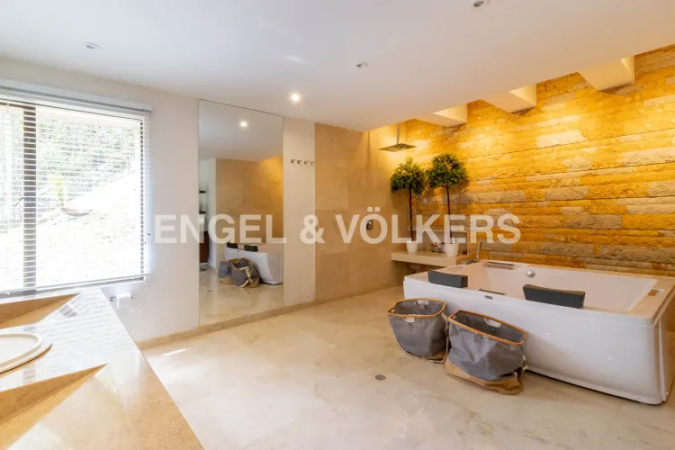 Apartamento de 4 alcobas en venta en Santa Barbara Alta, Bogotá, 523 m² · foto 14 de 22