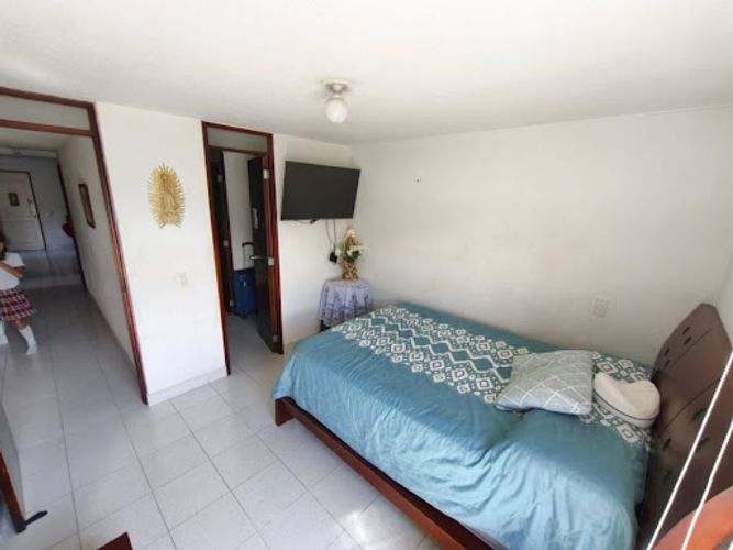 Apartamento de 3 alcobas en arriendo en Los Colores, Medellín, 95 m² · foto 10 de 21