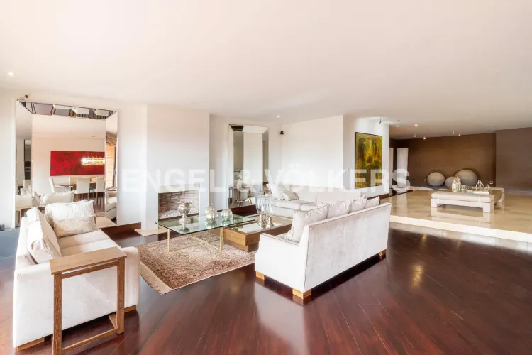 Apartamento de 4 alcobas en venta en Santa Barbara Alta, Bogotá, 523 m² · foto 4 de 22