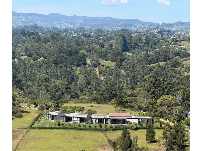 Casa de 4 alcobas en venta en El Capiro, Rionegro, 463 m² · foto 17 de 17