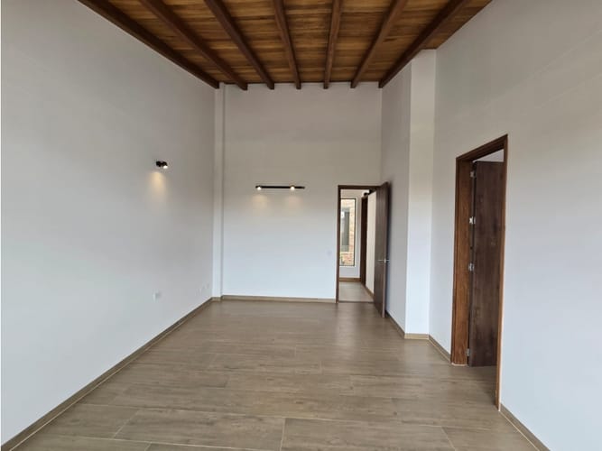 Casa de 4 alcobas en venta en La Ceja, 174 m² · foto 9 de 24