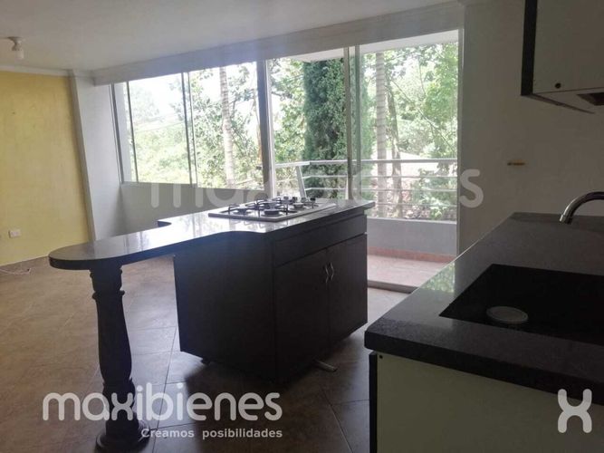 Apartamento en venta en La Pilarica, Medellín · foto 2 de 8