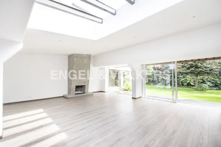 Casa de 4 alcobas en venta en Santa Ana, Bogotá, 460 m² · foto 2 de 19