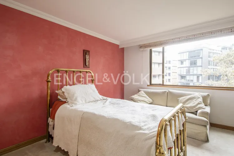 Apartamento en venta en Los Rosales, Bogotá · foto 16 de 17