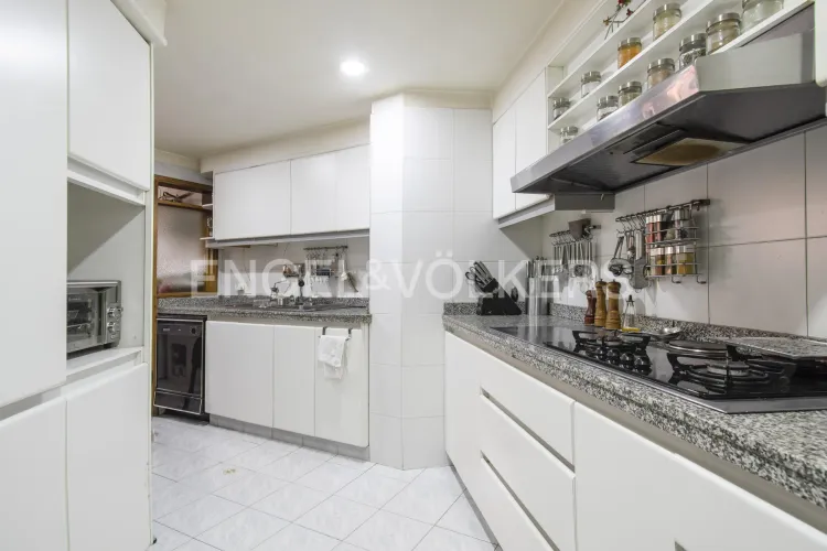 Apartamento en venta en Los Rosales, Bogotá · foto 10 de 17